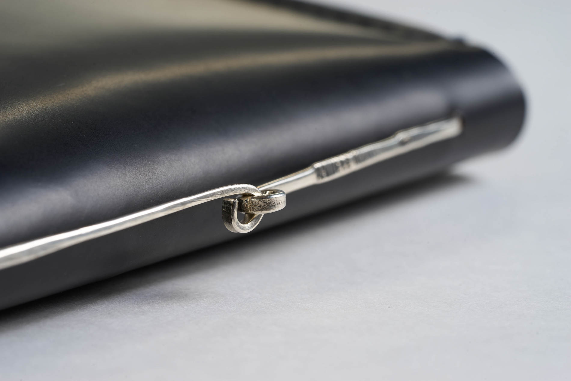 daniele basta leather and silver bags - DETAIL 2